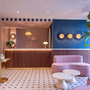 Otel Mercure Pigalle Sacre Coeur, Paris