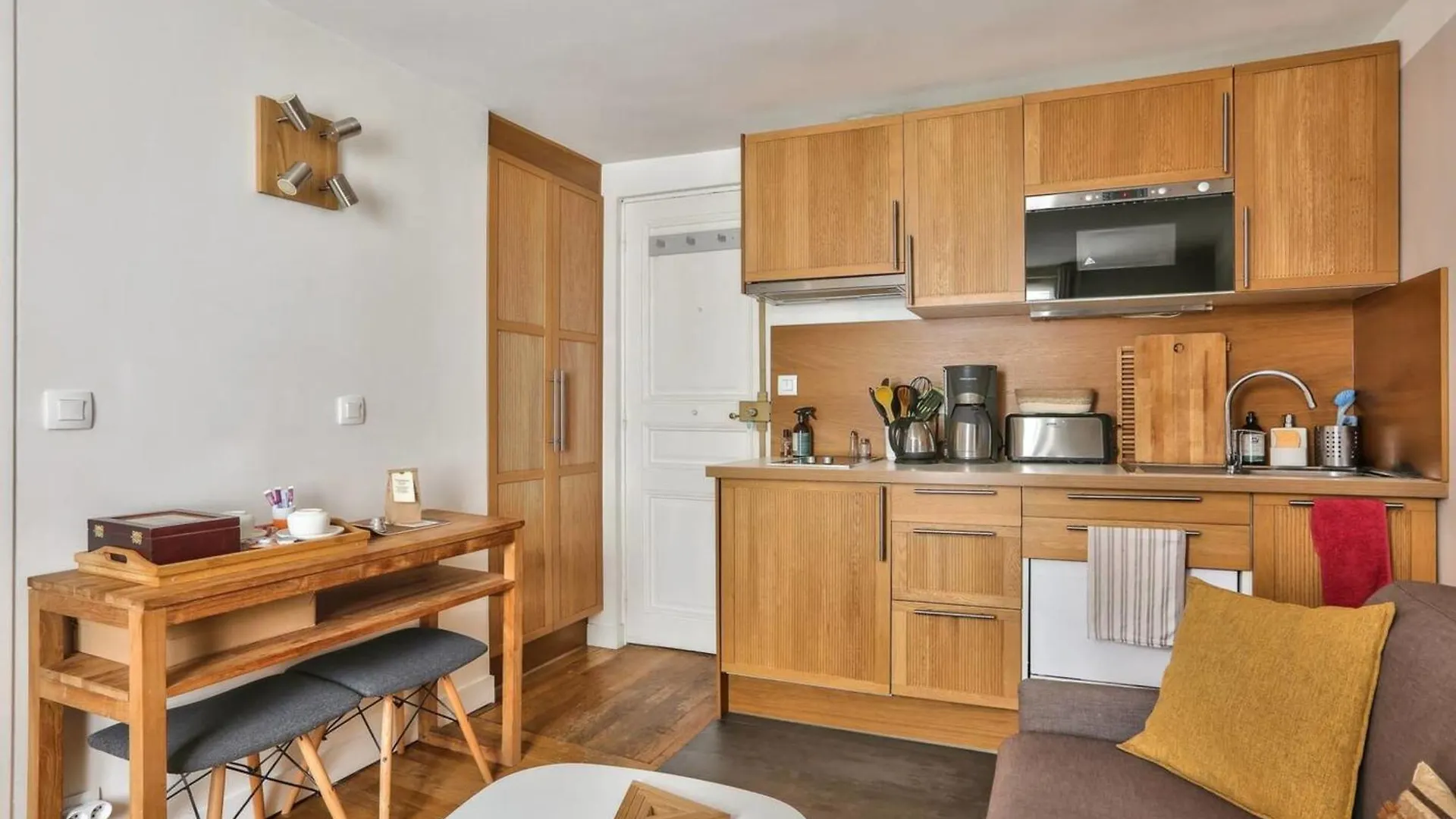 Modern Renovated Studio Cozy And Quiet Παρίσι